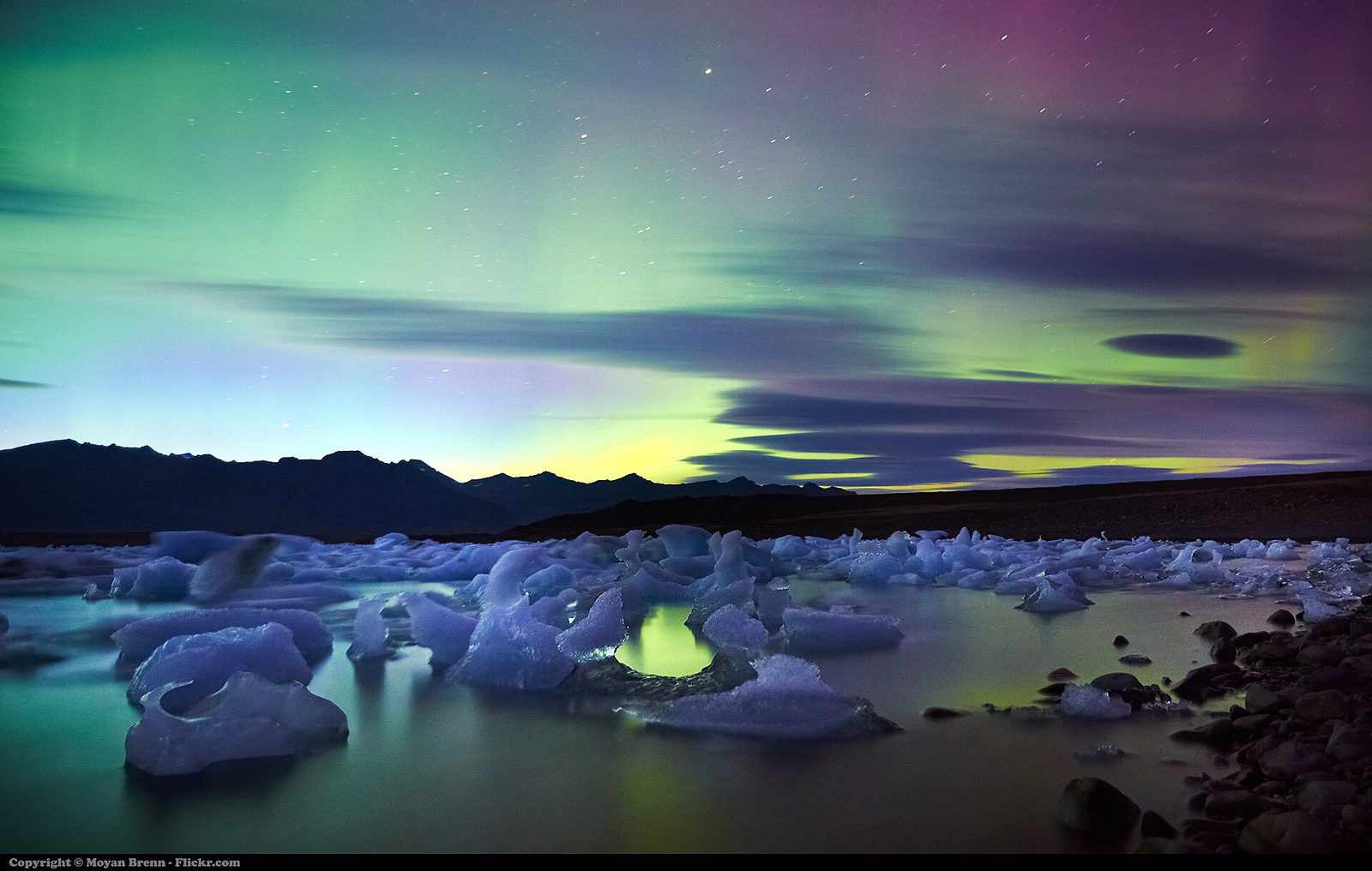 An early-season aurora at dusk over the Jökulsárlón glacier lagoon in Iceland, photographed on 31 August